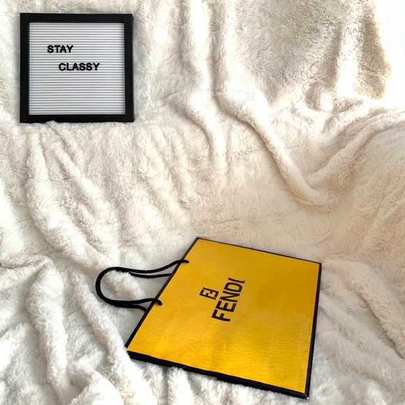 Authentic FENDI Large Paper Gift bag - Picture 3 of 6